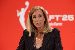 美媒：WNBA总裁因人际关系问题 可能在完成劳资协议谈判后离职