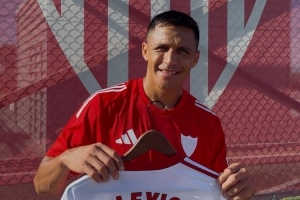 点射弑旧主巴萨！36岁桑切斯：现在是最好的赢球时刻 习惯破纪录